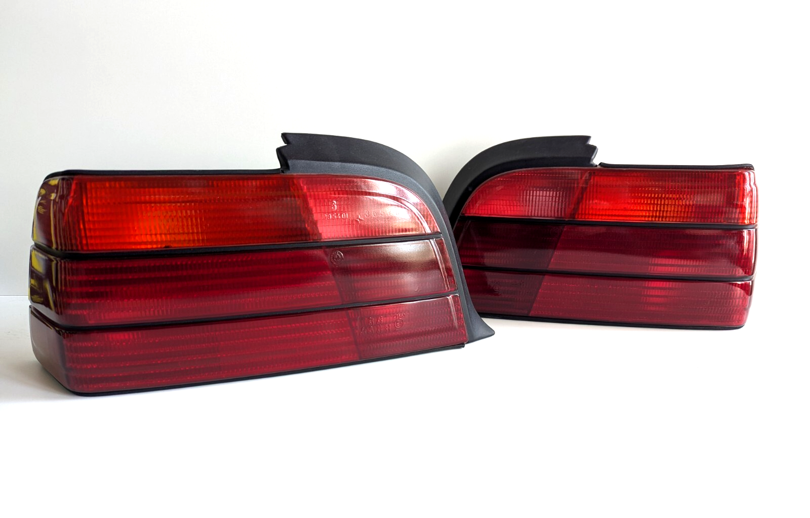 BMW E36 Coupe用純正テールランプ　左右セット Tail Lights fits BMW E36 Coupe Convertible OEM Rear Full Set