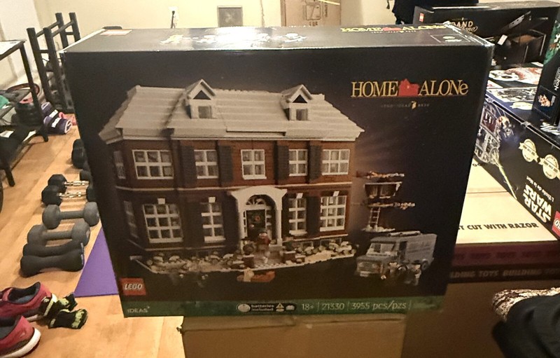 LEGO Ideas: Home Alone (21330) - New in Box