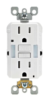 Leviton GFNL1-00W 125V Self-Test Duplex Guidelight & Tamper-Resist GFCI Outlet