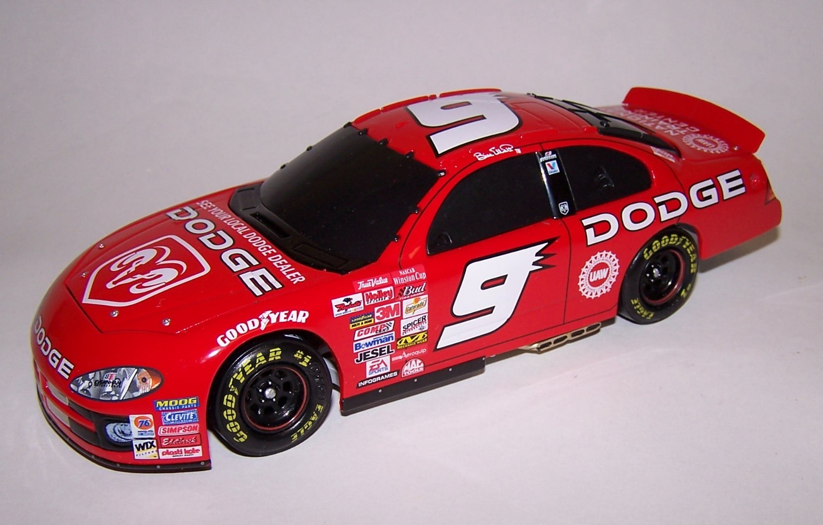 ナスカー　Bill Elliott 02ダッジ Bill Elliott 2002 #9 Dodge Race Car 1/24 Scale BWB Action