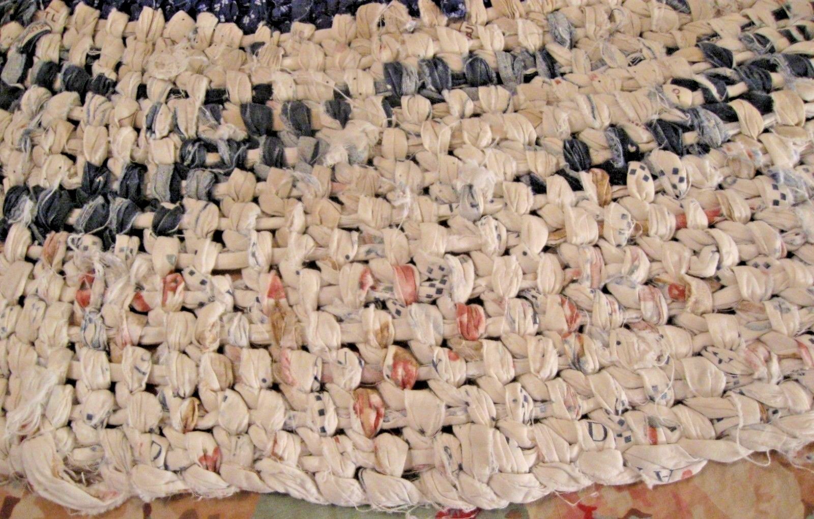 VINTAGE OVAL RUG BRAIDED AREA COTTON RAG CARPET BLUE WHITE COTTON RAG 36