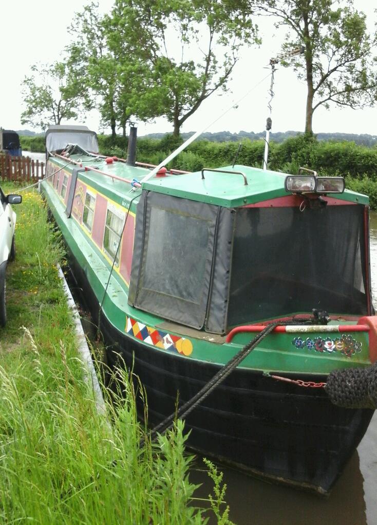 57ft NARROWBOAT FOR SALE With private mooring to rent if required on