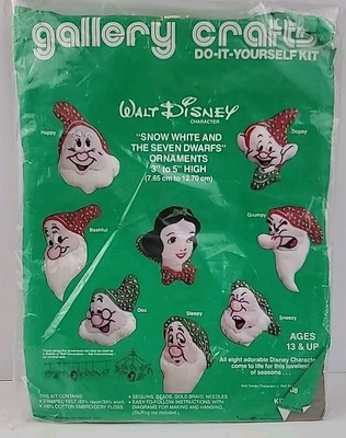 Vintage Gallery Crafts Walt Disney Snow White 7 Dwarfs Felt Ornament Kit Sealed