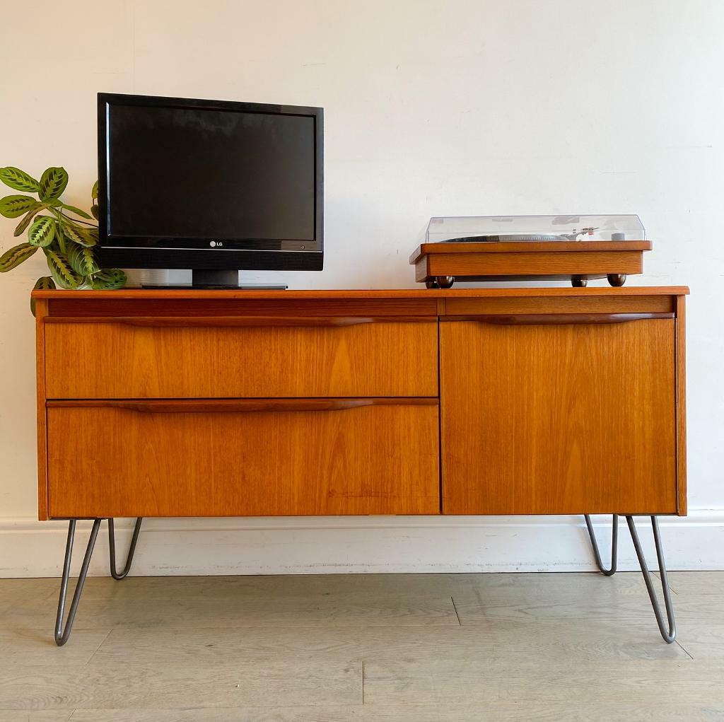 Retro vintage mid century style sideboard media/Tv on hairpin