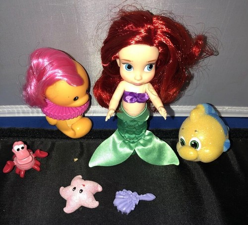 Disney Animators Collection Ariel Little Mermaid Mini Doll Play Set Case