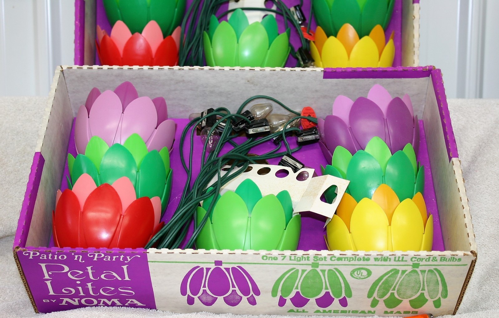 Vintage NOMA Patio Party RV Awning Camping String Lights Flower Floral Lantern