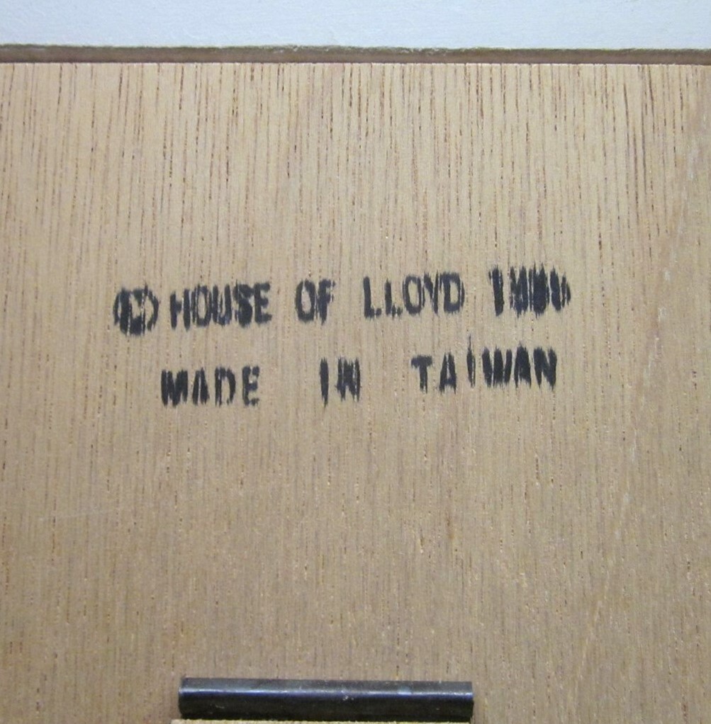 HOUSE OF LLOYD vtg porcelain Very Special Baby 1988 giraffe Picture Frame lamb