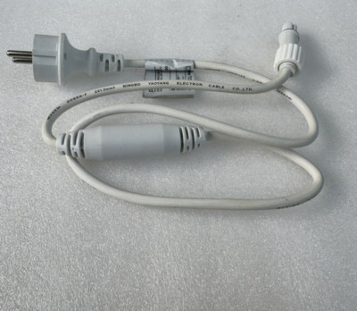 Prilux 150330 1.5m power cable with white converter for 13mm LED wire