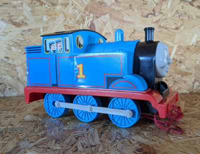 Thomas cheap shape sorter