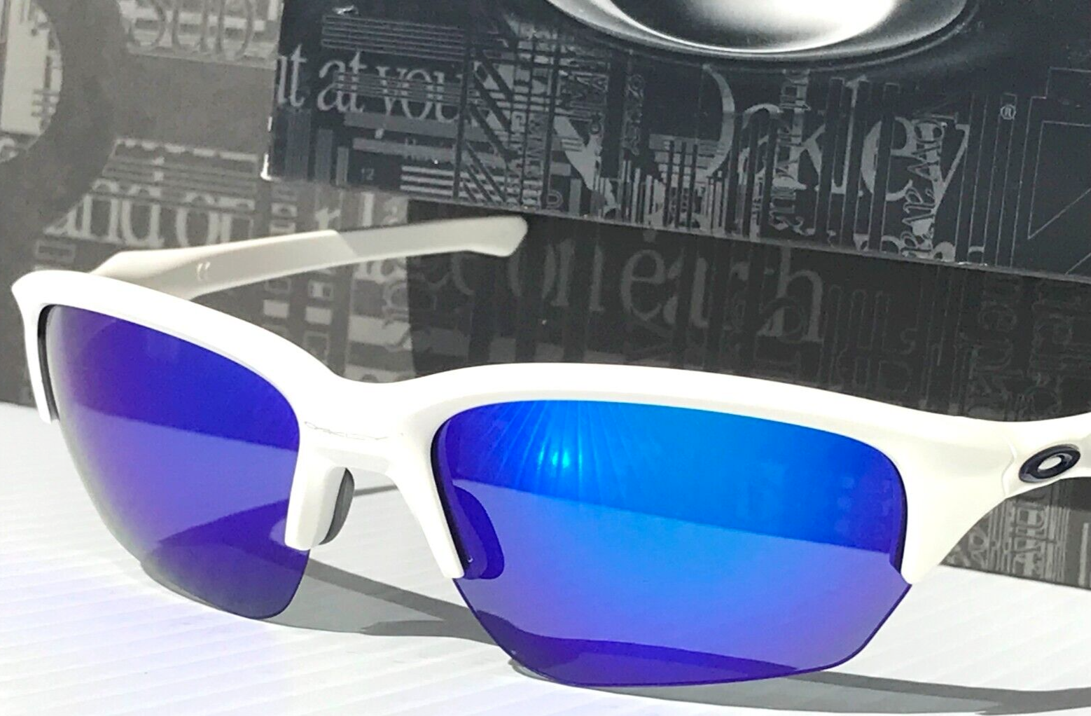 オークリーサングラスFLAKBETA Flak® Beta (Low Bridge Fit) Clear to Black Iridium