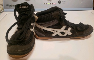 asics graffiti wrestling shoes