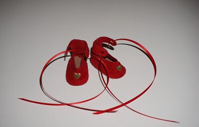 Red suede leather shoes - Mary Hoyer & other slender 14'' dolls