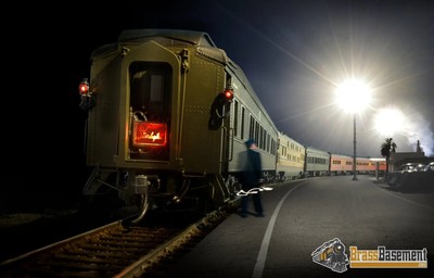 HO Brass - Coach Yard 0988 The 'Starlight' Train - Daylight, Overland, Two-Tone,