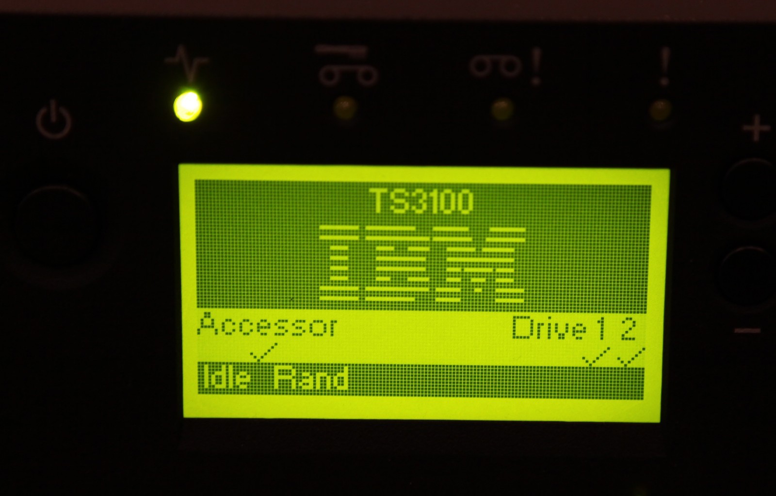 IBM TS3100 2U Tape Library 3573-L2U with 2 x LTO4 HH SAS Tape Drives 3573-8147