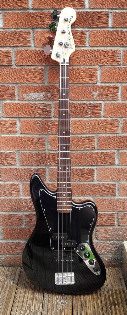 Squier jaguar bass