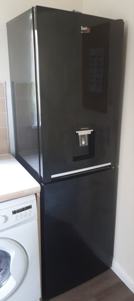 BEKO BLACK FRIDGE FREEZER WITH WATER DISPENSER | in ...