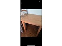 Dining table with 4 folding chairs