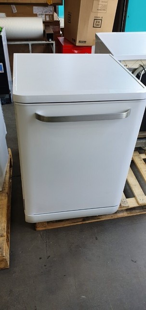 Sharp Qw Dx41f47w A Rated White Freestanding Dishwasher