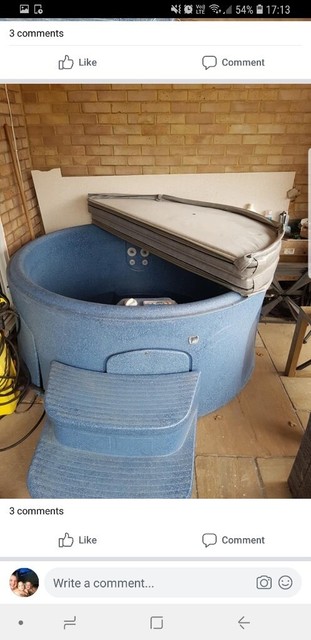 Freeflow Spas Hot Tub In Stonehouse Gloucestershire Gumtree