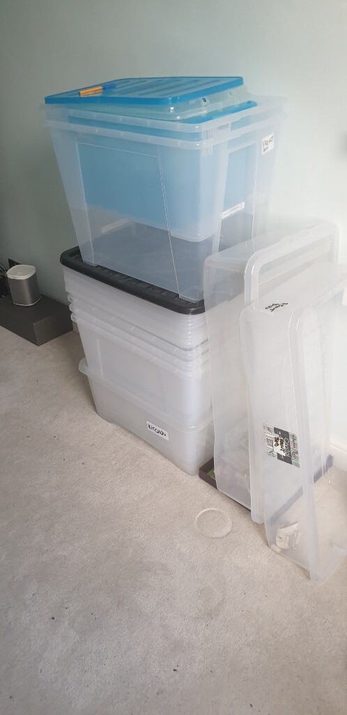 10 plastic storage / moving boxes all with lids | in Leyton, London