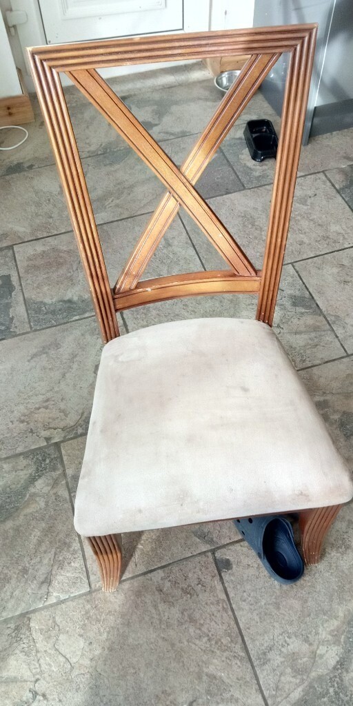 4 x Dining table chairs High back very comfy very sturdy solid oak