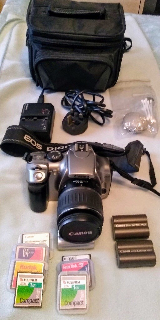 Canon EOS D300 / DS6041 DSLR Camera with 18mm 55mm Zoom Lens in
