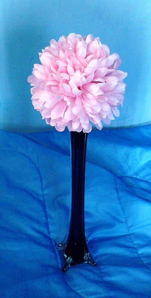 PURPLE GLASS VASE + ARTIFICIAL FLOWER in Milton Keynes