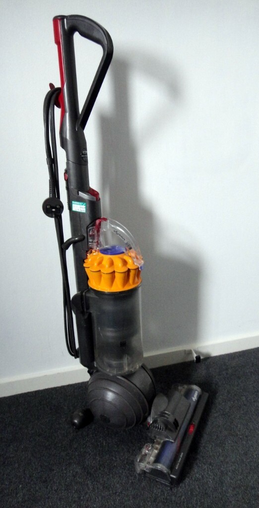 Dyson DC40 vacuum cleaner with tools, cleaned and ready for use, PAT