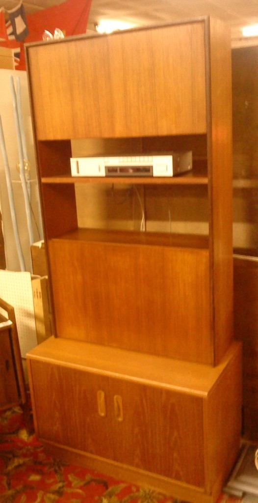 VINTAGE G PLAN SIDEBOARD WALL SIDEBOARD BOOKCASE STORAGE UNIT