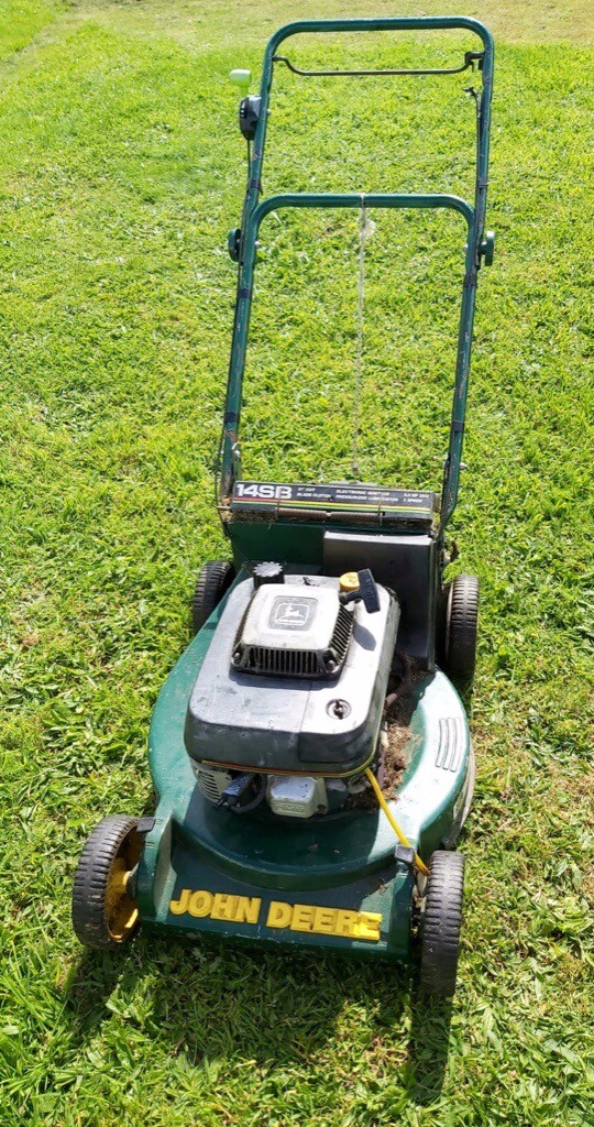John Deere Petrol Mower 14SB 21 Cut (Spares or repairs) in Plymouth