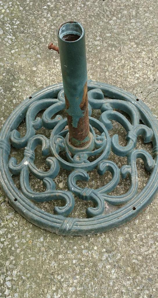 Cast iron parasol base... in Gateshead, Tyne and Wear Gumtree
