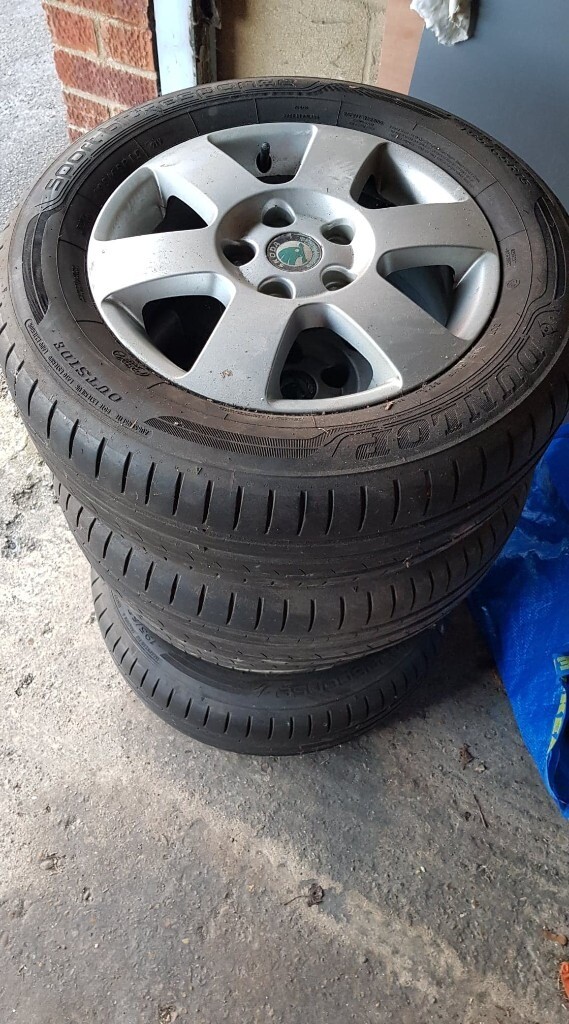 4 Genuine Skoda 15" alloy wheels in Newmarket, Suffolk Gumtree