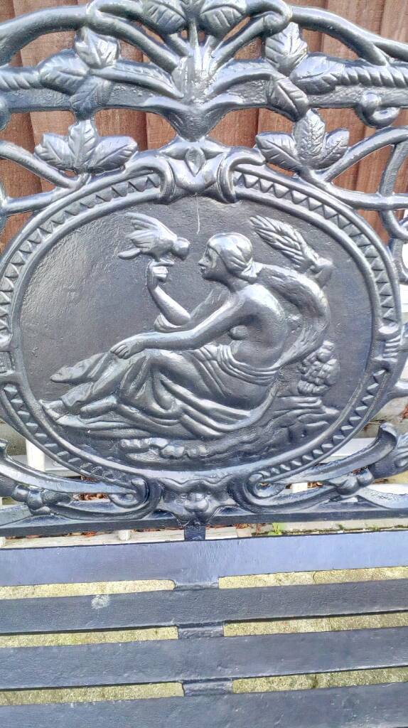 Coalbrookdale foundry Staffordshire bench in Costessey 