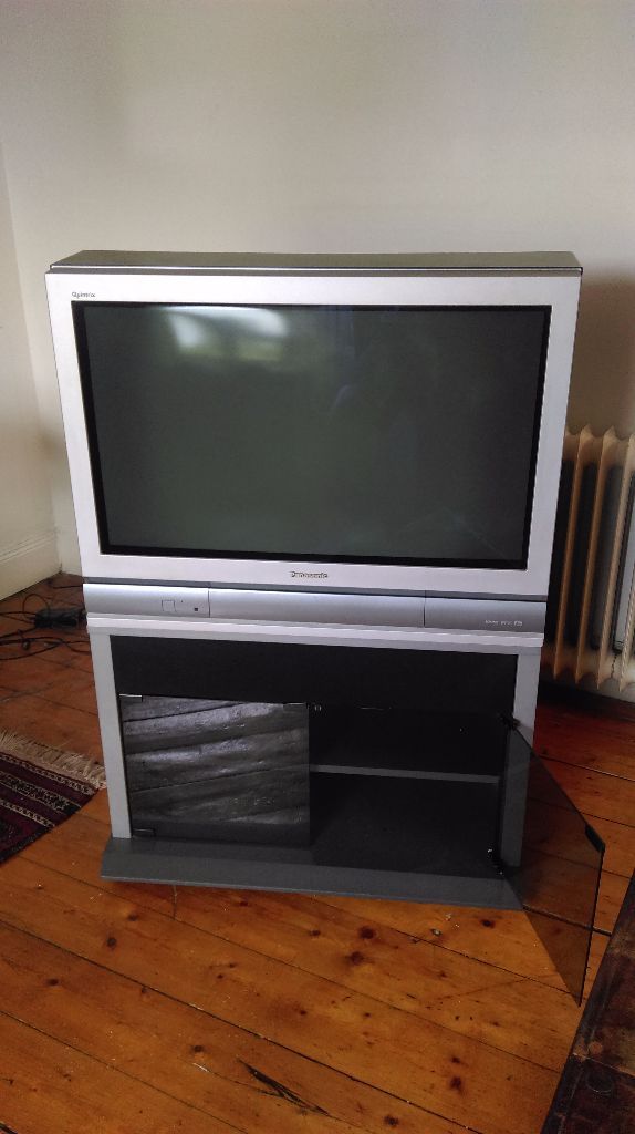 Panasonic 32" Widescreen CRT TV 100 Hz Dolby Digital Surround Sound (Model TX32PG50) in