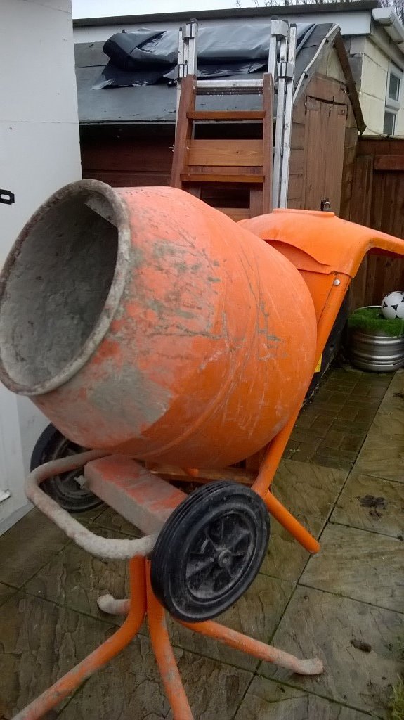 bell 150 large drum cement mixer in Hull, East Yorkshire Gumtree