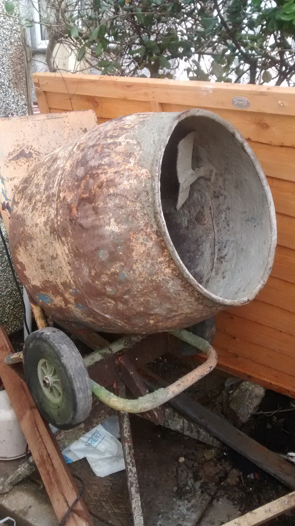 belle mixer | in Callington, Cornwall | Gumtree