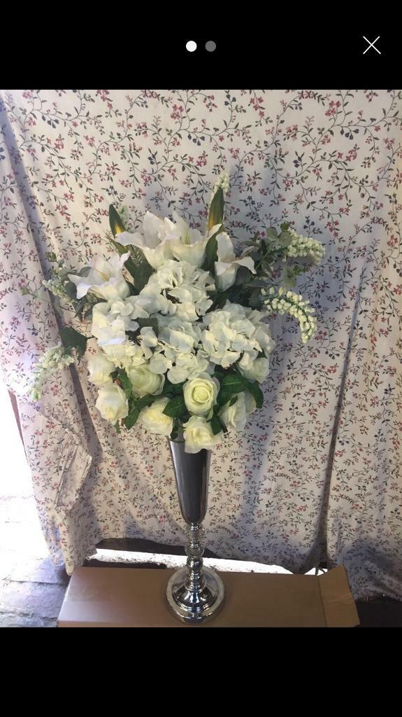 Tall floor vase and flowers in Newton Aycliffe County Durham $ 86 JPG