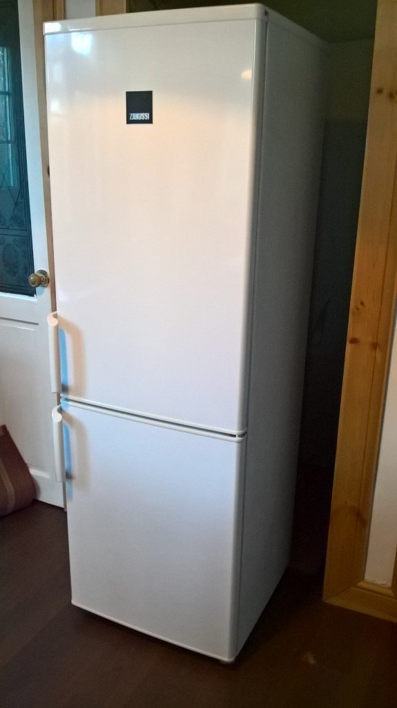 Zanussi Fridge Freezer in Wakefield, West Yorkshire Gumtree