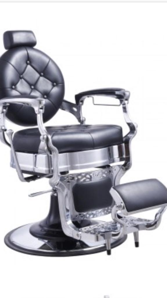 Barber , tattoo, threading chair for sale in Henleyin