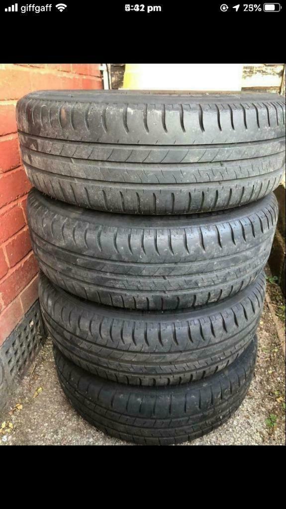 Car tyres 15 inch with wheel rims good grip left on the tyres in