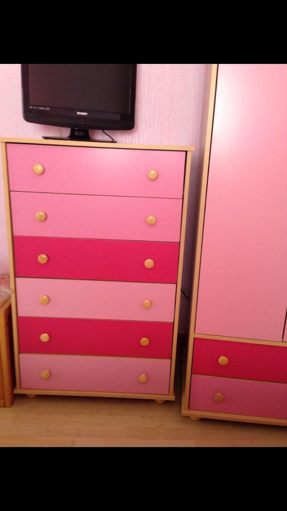 Children S Wardrobe And Drawer Set In Chester Cheshire