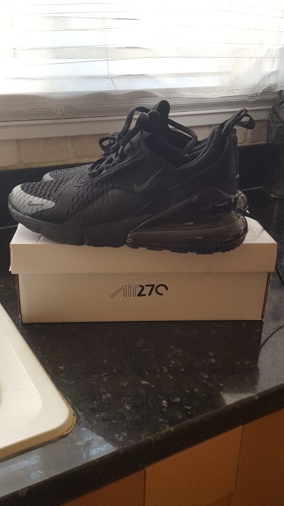 nike 270s all black