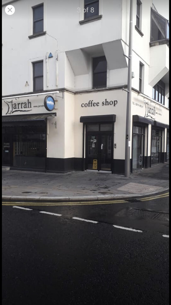 busy coffee shop/restaurant for sale. A well established business