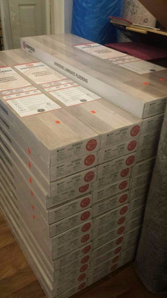 GREY WOOD EFFECT LAMINATE FLOORING howdens (price per ...