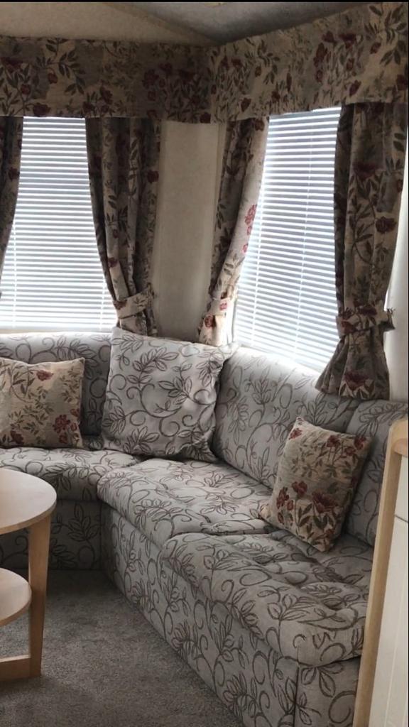 Upholstery Grade Caravan Curtains + pelmet 9 Pairs in Greenisland