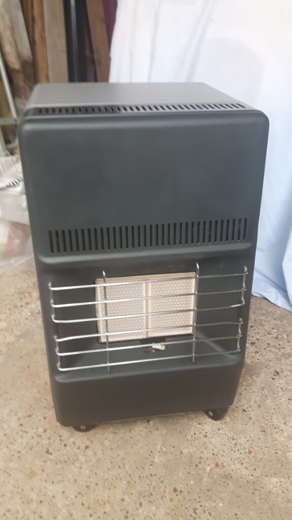Calor Gas Heater + 7 Kg Gas Bottle (almost empty). in Lane End