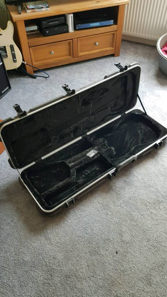 Electric guitar hard case in Hythe, Kent Gumtree