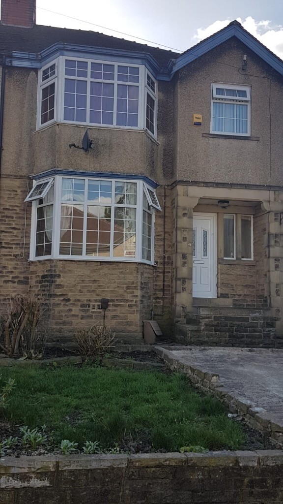 3 Bed Semidetached House To Rent In Thackeray Grove