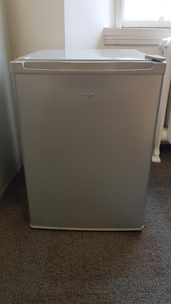 Minifridge Silver 60l volume LOGIK LTT68S12 almost new