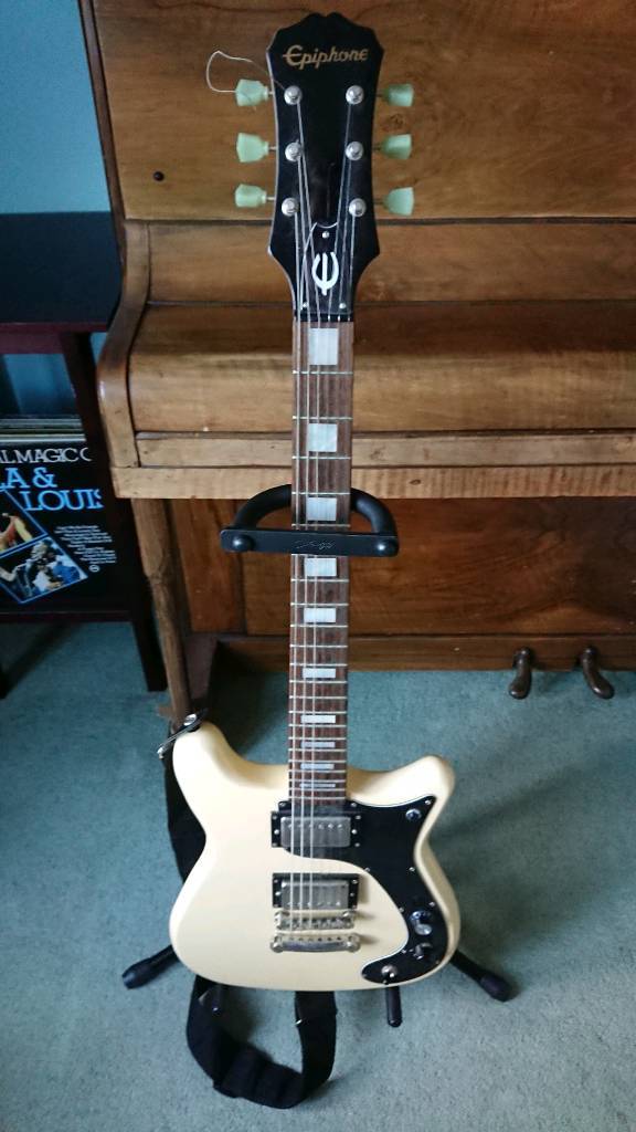 Epiphone Wilshire 'phantomatic' cream guitar in Warrington